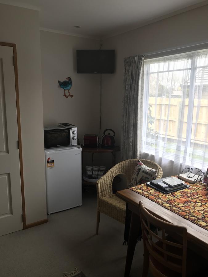 Pukeko Lodge Bnb New Plymouth Zewnętrze zdjęcie